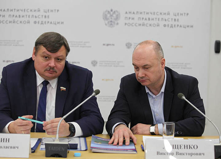 ОСНОВНЫЕ НАПРАВЛЕНИЯ РЕШЕНИЯ ПРОБЛЕМЫ БЕЗОПАСНОСТИ ПОДВОДНЫХ ДОБЫЧНЫХ КОМПЛЕКСОВ И ТРУБОПРОВОДОВ
